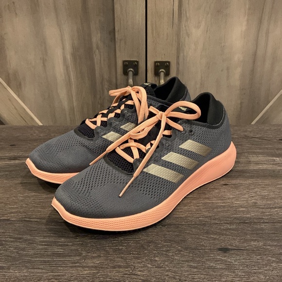 Adidas Women's Gray and Pink Running Shoes 7.5 - Picture 3 of 9